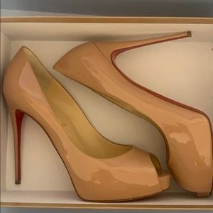 Christian Louboutin nude pumps size 39.5